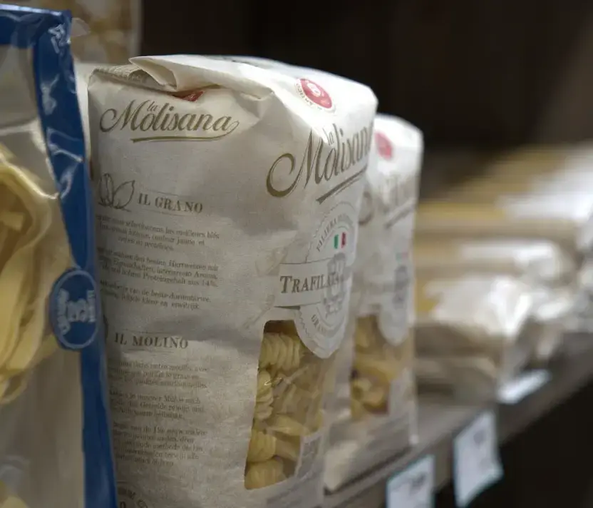 Courses et produits proposés chez CocciMarket Beg Meil